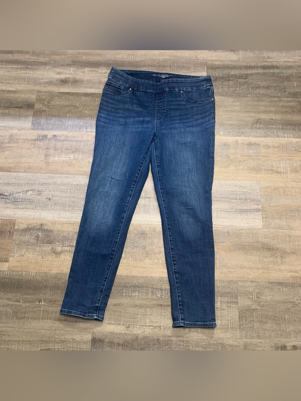 Chicos Pull On Jegging Ankle Jeans Women’s Size 8